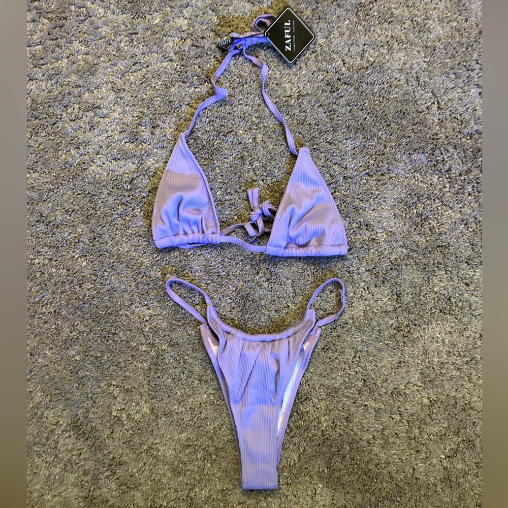 Zaful Lilac ribbed bikini cheeky NEW WITH TAGS size small NEVER WORN